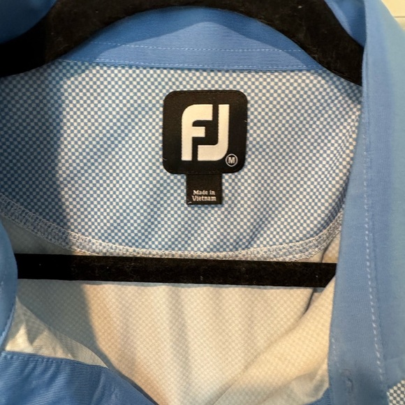 Men’s FootJoy Naples Lake Country Club Crest  Blue Polo Medium - Picture 3 of 5